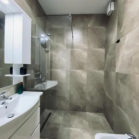 Apartman Garden Building