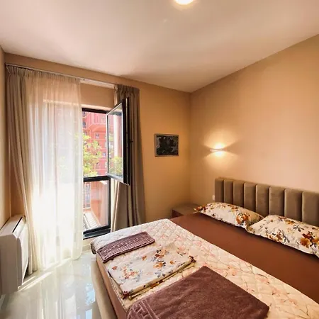 Apartman Garden Building *